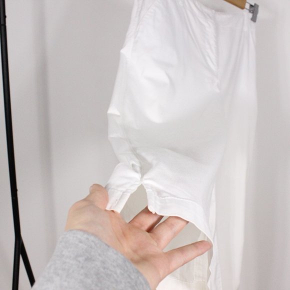 *Sag Harbor White Capri Pant - Picture 6 of 10